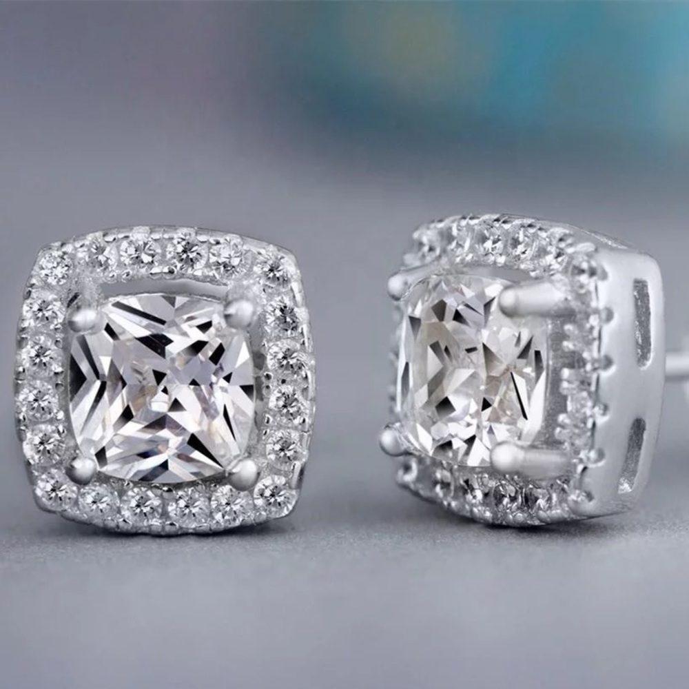 Square cubic zirconia earrings